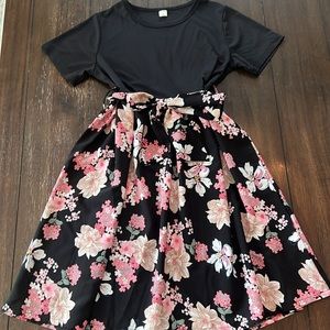 Girls Party Dress XL (14/16) Black and Floral Shein Used